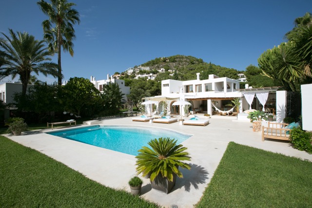 Ibiza d real estate can caspita